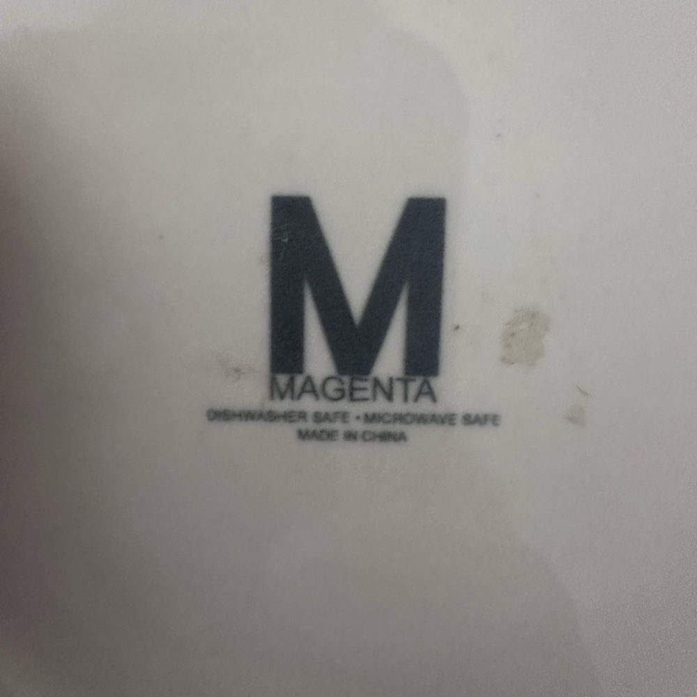 Rae‎ dunn ceramic bumble bee with lid - Picture 3 of 3